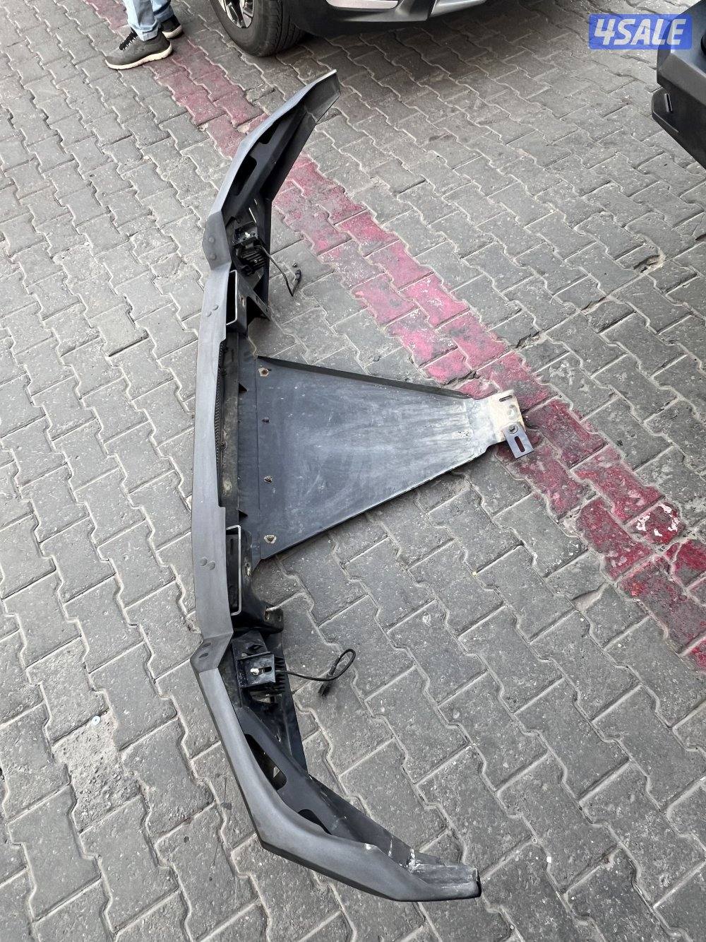 للبيع اغراض وانيت سلفرادو1