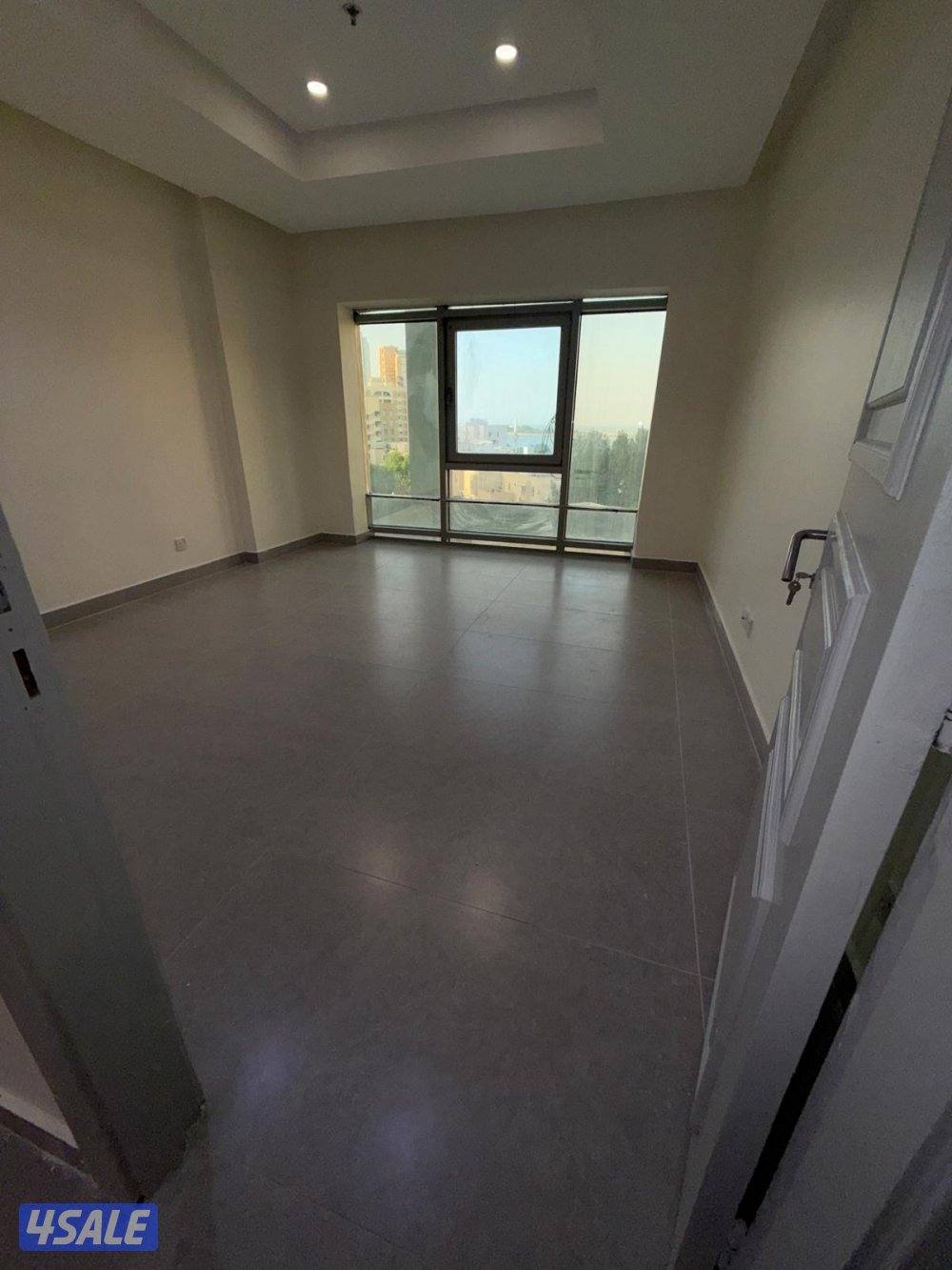 استوديو تشطيب اول ساكن اطلاله بحريه9