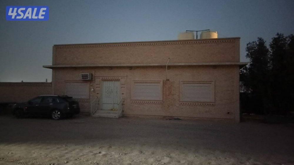 للبيع جاخور في كبد مساحته ١٢٥٠ متر قطعه ١٣ ع زاويه0