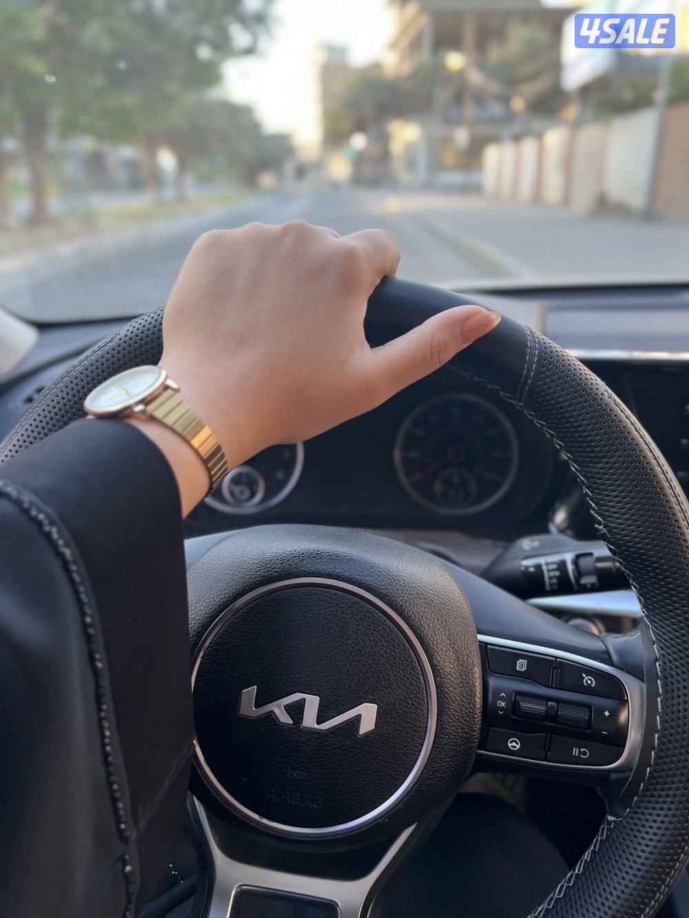 سائقه توصيل طالبات0