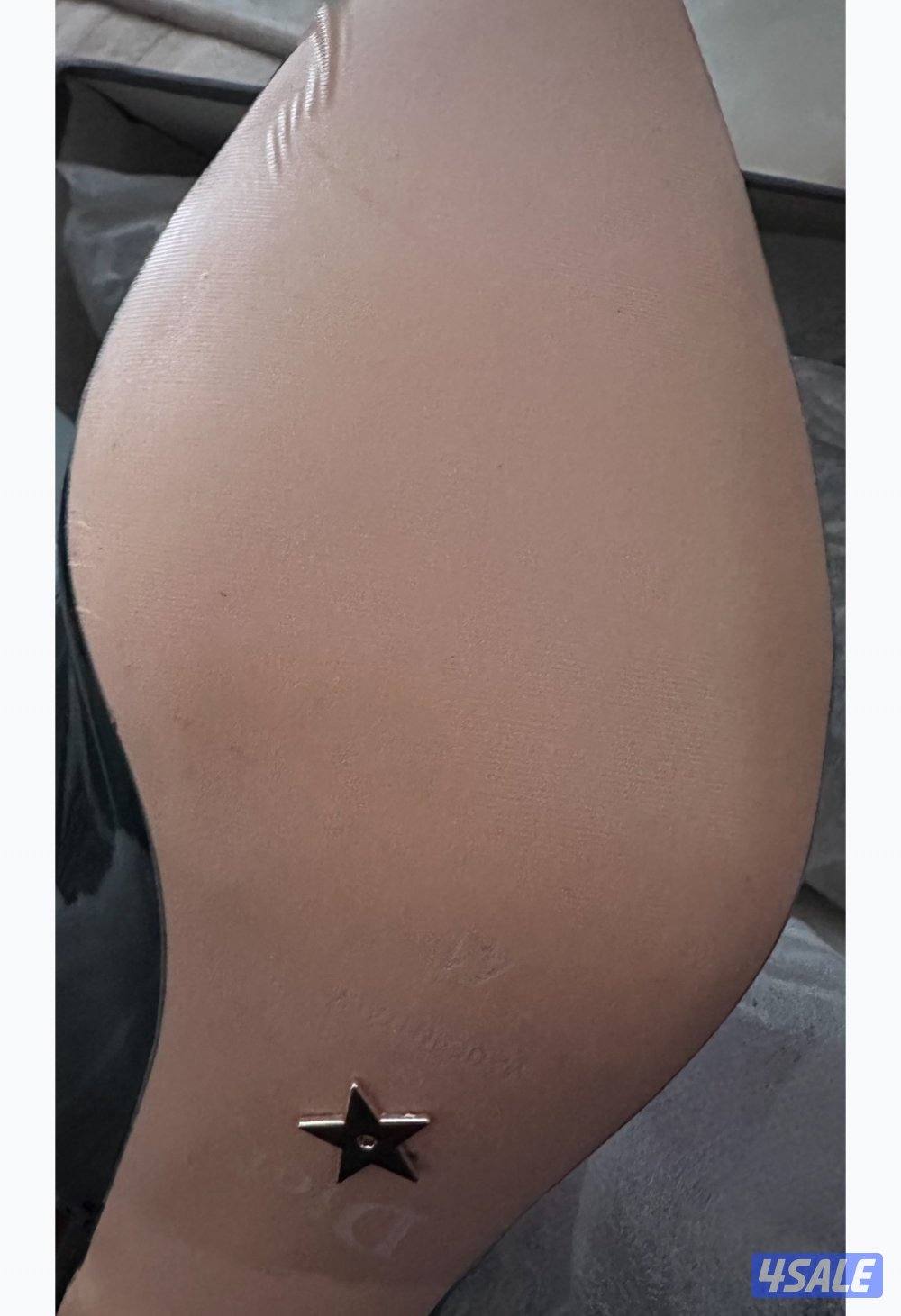 كعب ديور غير مستخدم نهائيا ماستر كوبي درجه اولى1