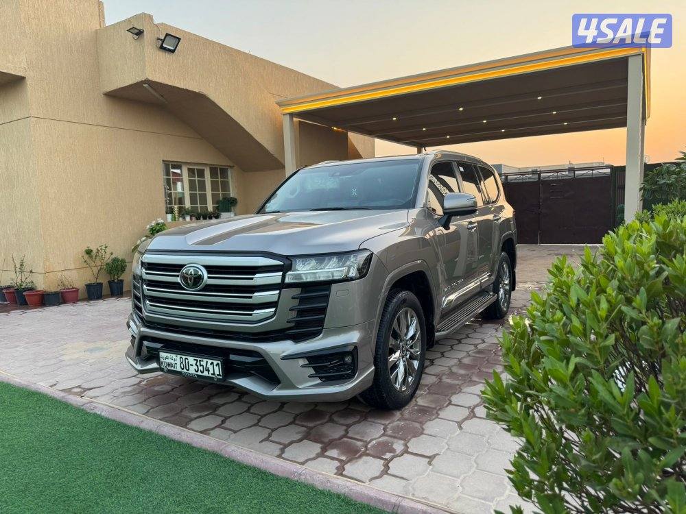 لاند كروزر ايرو اس توين تيربو 20245