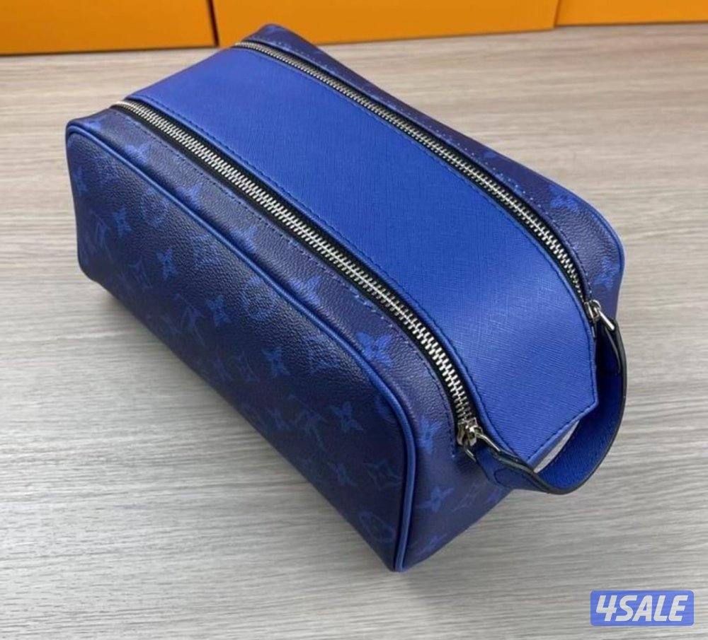 حقائب رجالية درجة أولى بجودة عالية وتصميم أنيق0