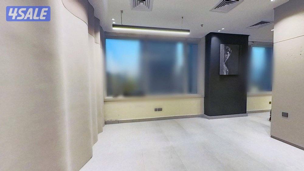 متوفر مكتب في برج كتير راقي بموقع متميز بشرق ٢ رقم الي المساحه ٩٠ م4