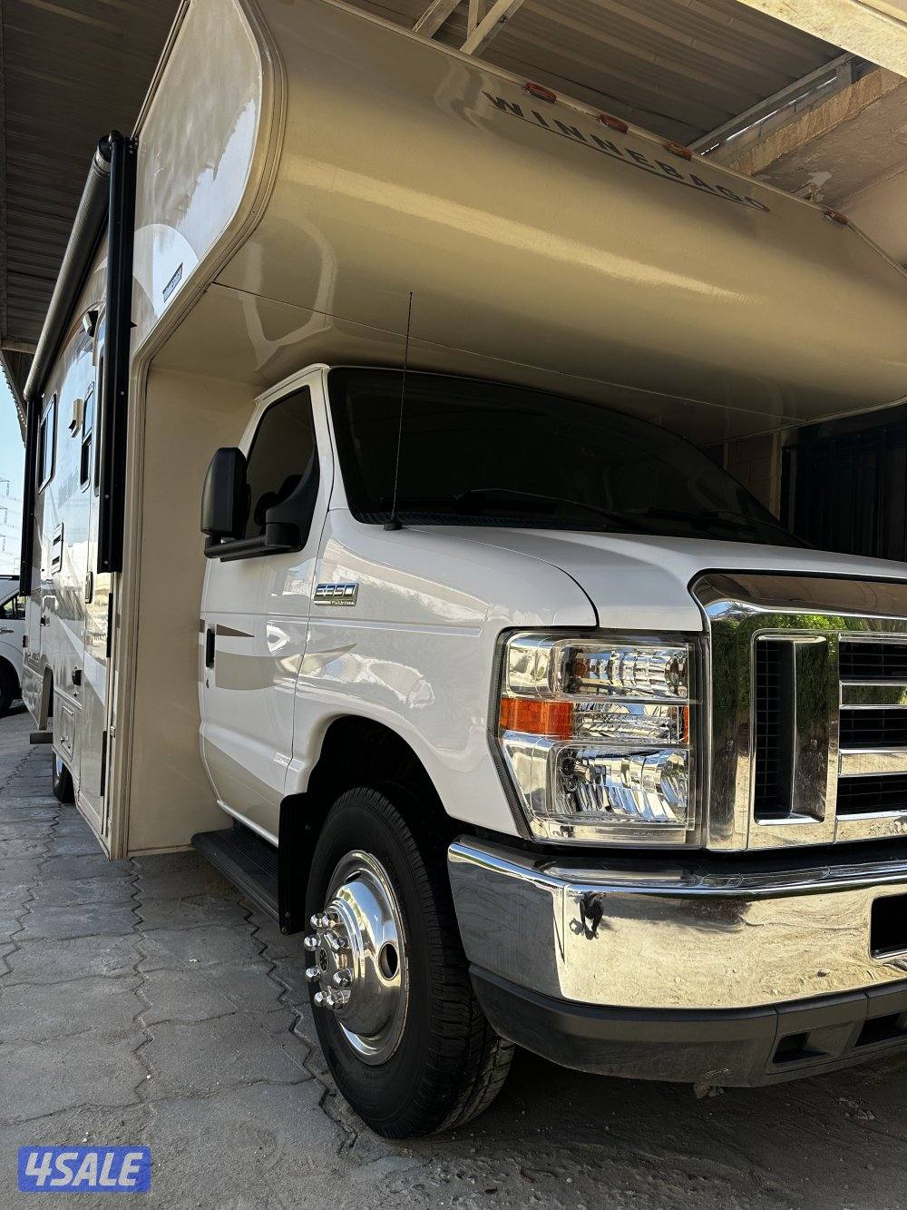 موديل 2018 /24 قدم  وصل من امريكا في الكويت موديل 2017 ت60/66/00/500