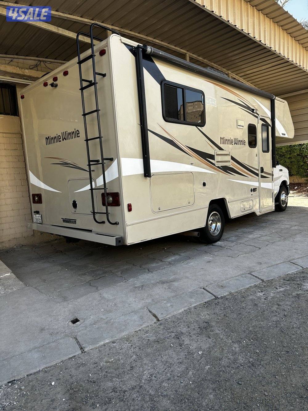 موديل 2018 /24 قدم  وصل من امريكا في الكويت موديل 2017 ت60/66/00/501