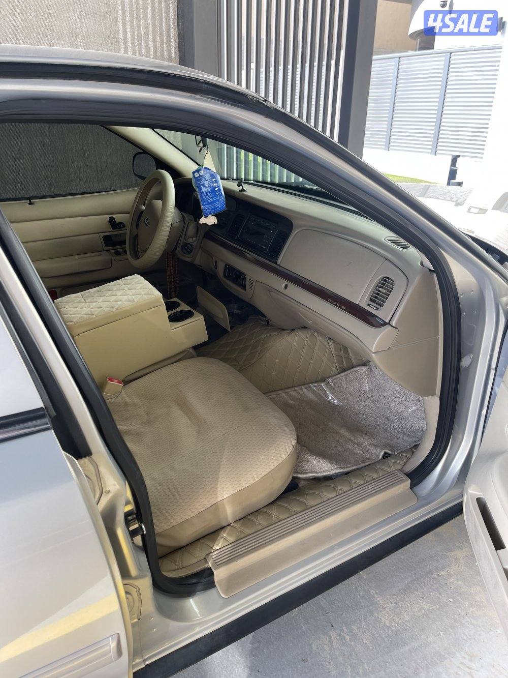 للبيع فورد كراون فكتوريا4