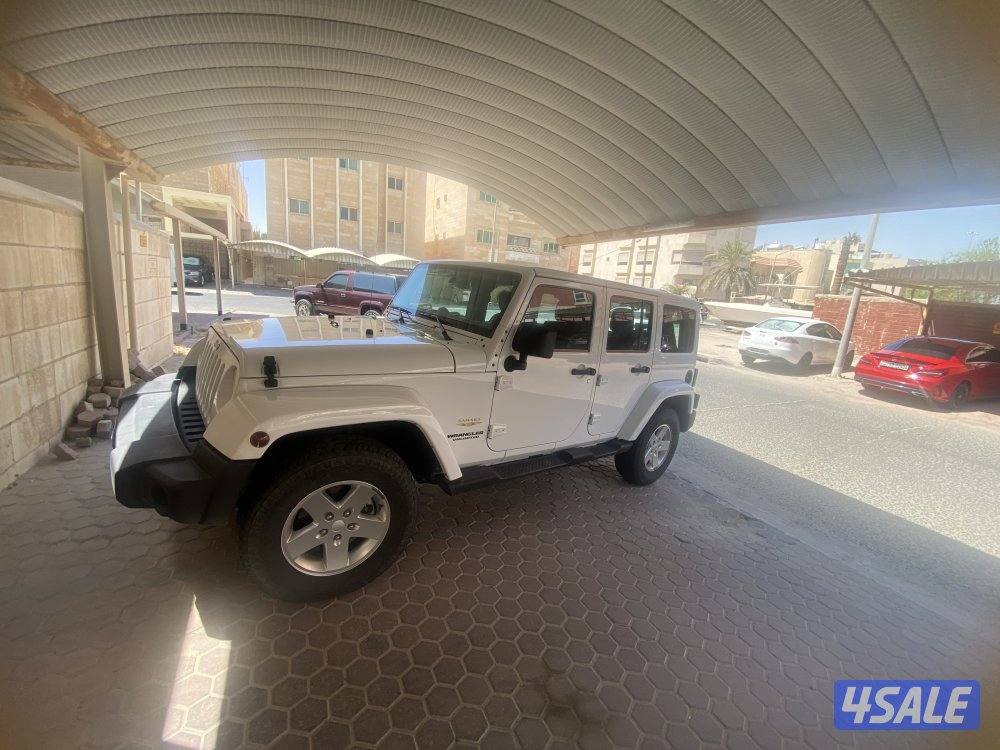 للبيع رانقلر صحارى موديل 2013 ماشي 247الف بحالة ممتازة (صبغ الوكالة)0
