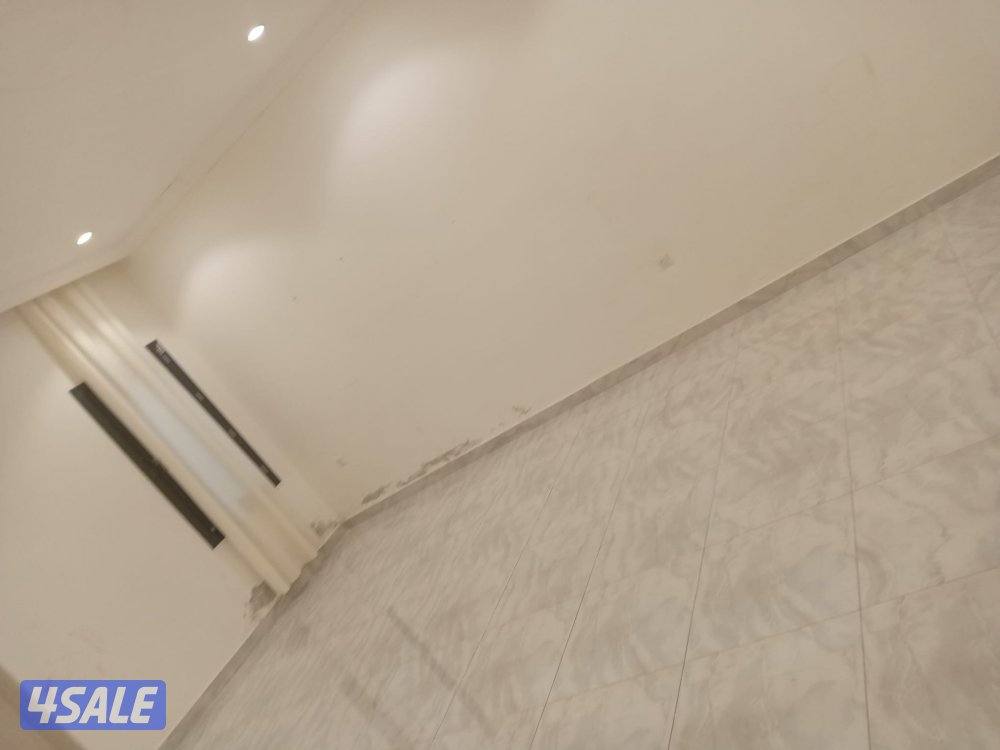 دور ارضي بغرب عبدالله المبارك قطعه 51