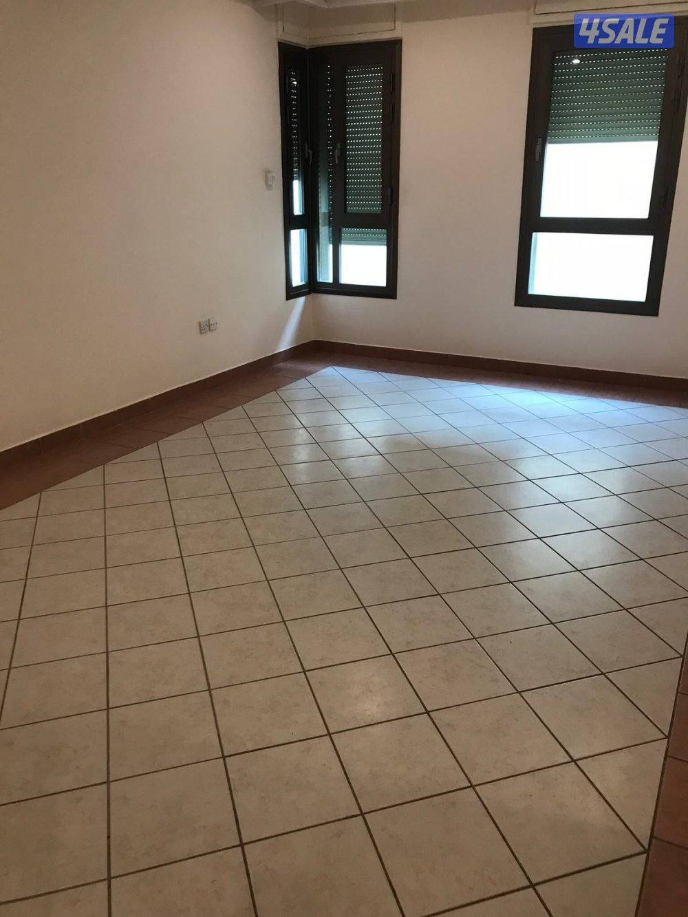 للايجار شقه سوبر ديلوكس في السره ق 51