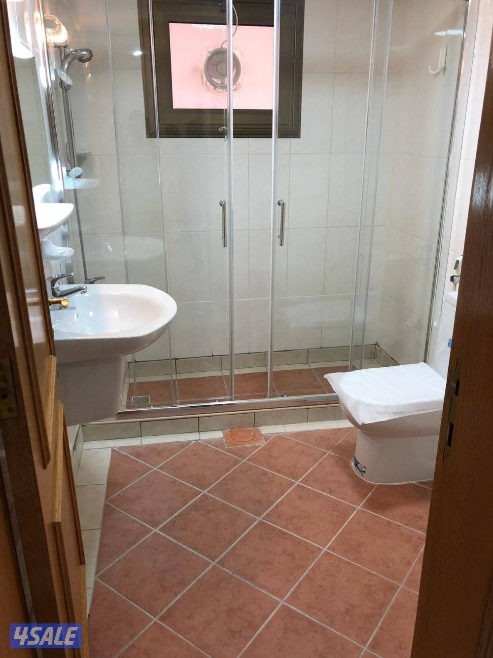 للايجار شقه سوبر ديلوكس في السره ق 57