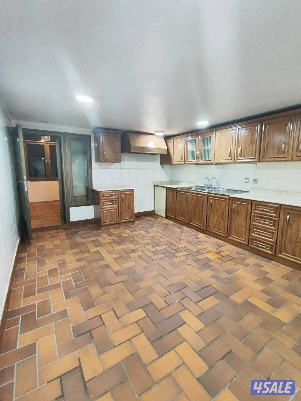 للايجار شقه سوبر ديلوكس في السره ق 515