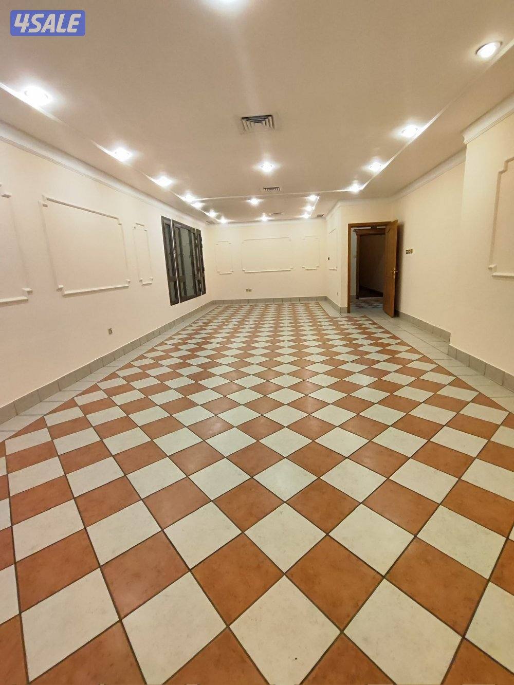 للايجار شقه سوبر ديلوكس في السره ق 514