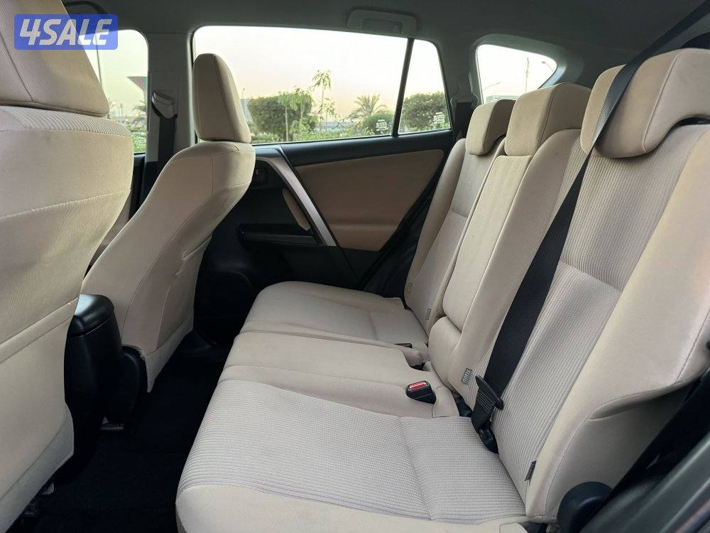 تويوتا RV4 موديل 2018 عداد 78 الف بحاله الوكاله5