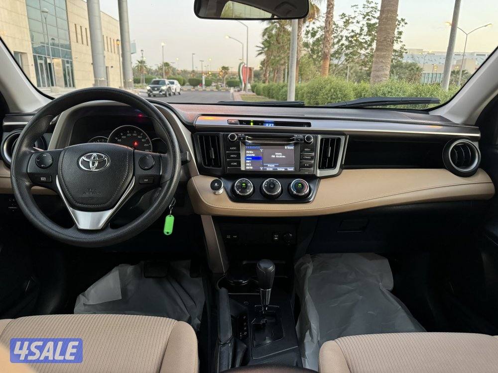 تويوتا RV4 موديل 2018 عداد 78 الف بحاله الوكاله8