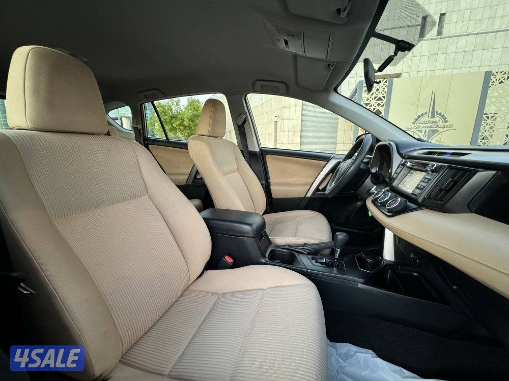 تويوتا RV4 موديل 2018 عداد 78 الف بحاله الوكاله10