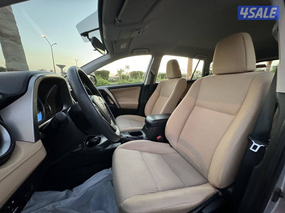 تويوتا RV4 موديل 2018 عداد 78 الف بحاله الوكاله11