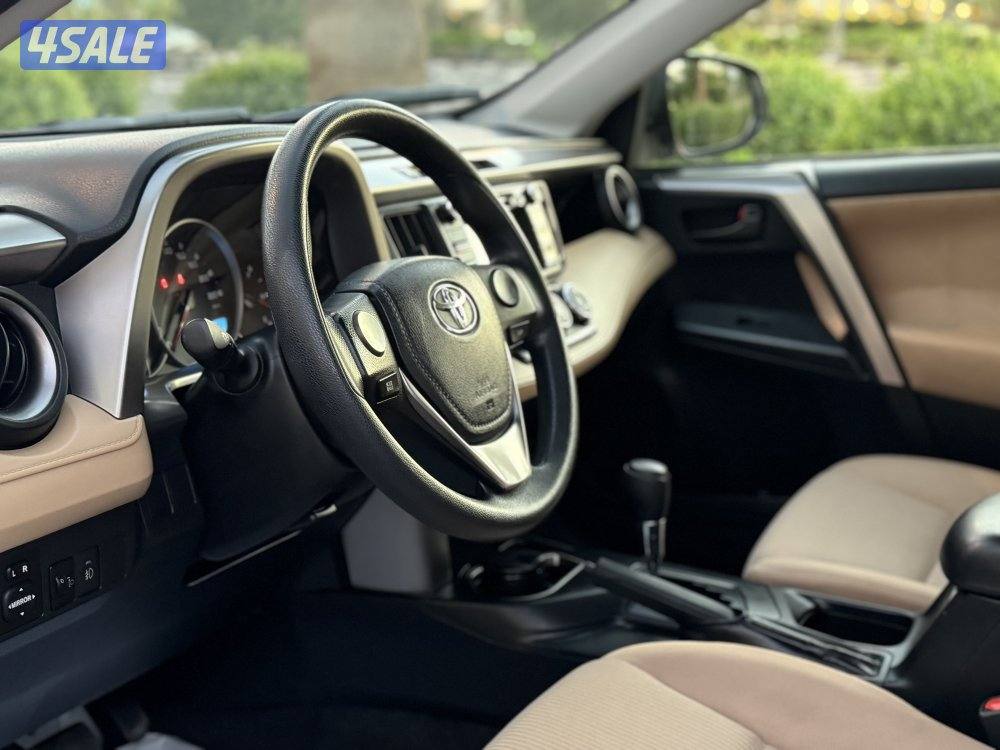 تويوتا RV4 موديل 2018 عداد 78 الف بحاله الوكاله13