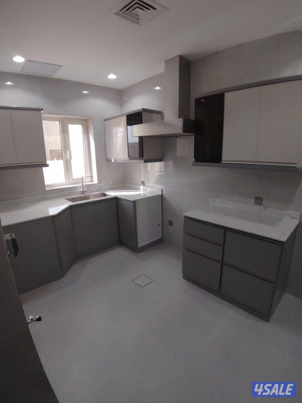 للايجار شقة او شقتين جنب في المطلاع البيت زاوية2