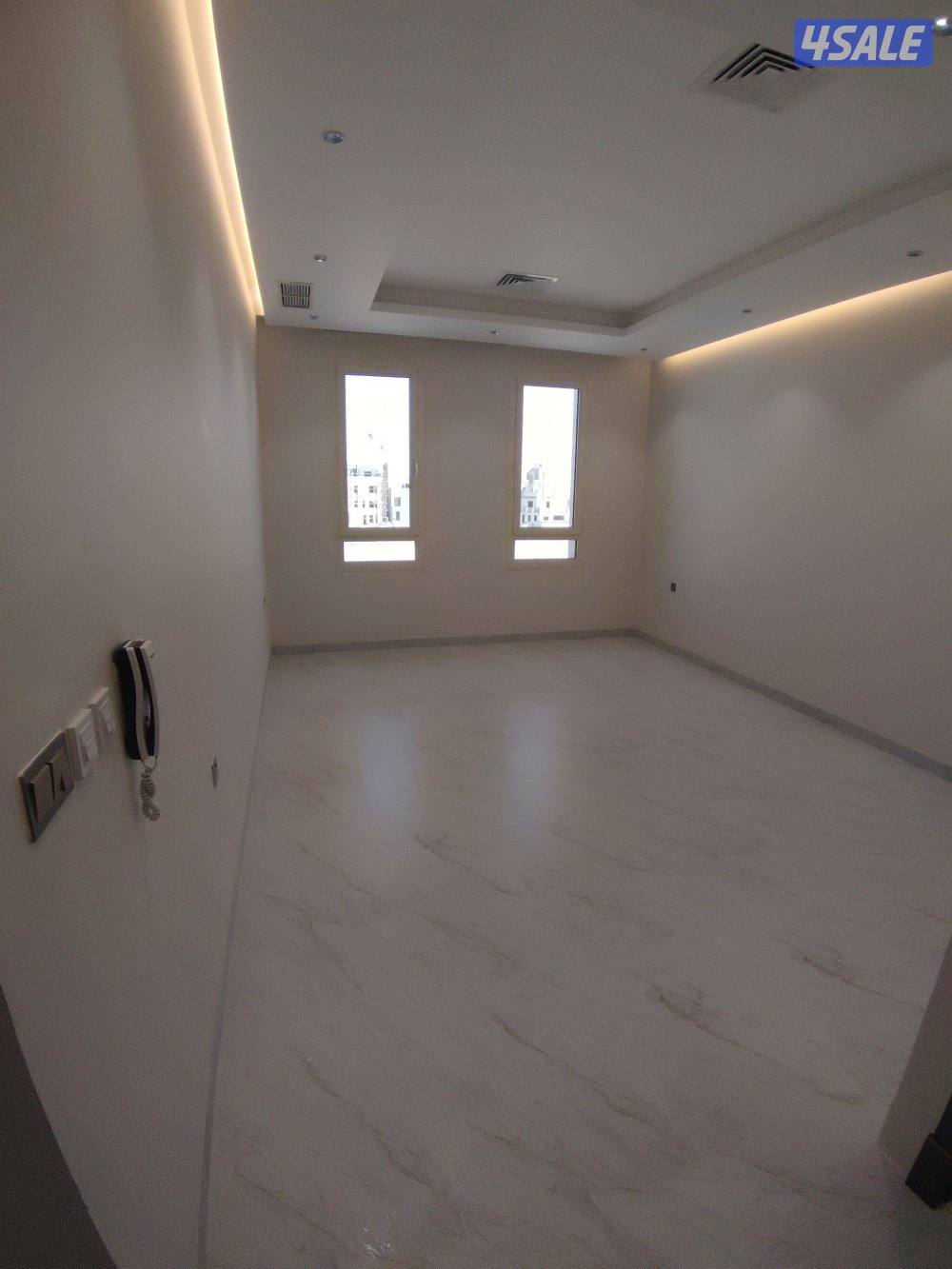 للايجار شقة او شقتين جنب في المطلاع البيت زاوية4