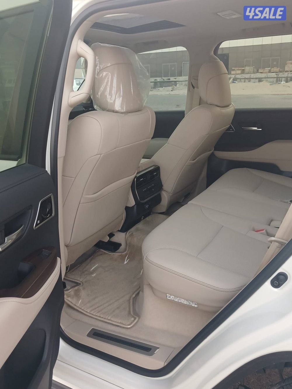 للبيع لاندكروزر GXR ايرو اس توين تربو موديل ٢٠٢٤10