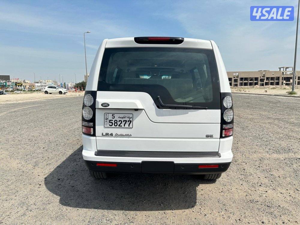 لاندروفر ديسكفري LR4 HSE  ٢٠١٤ بحالة ممتازة1
