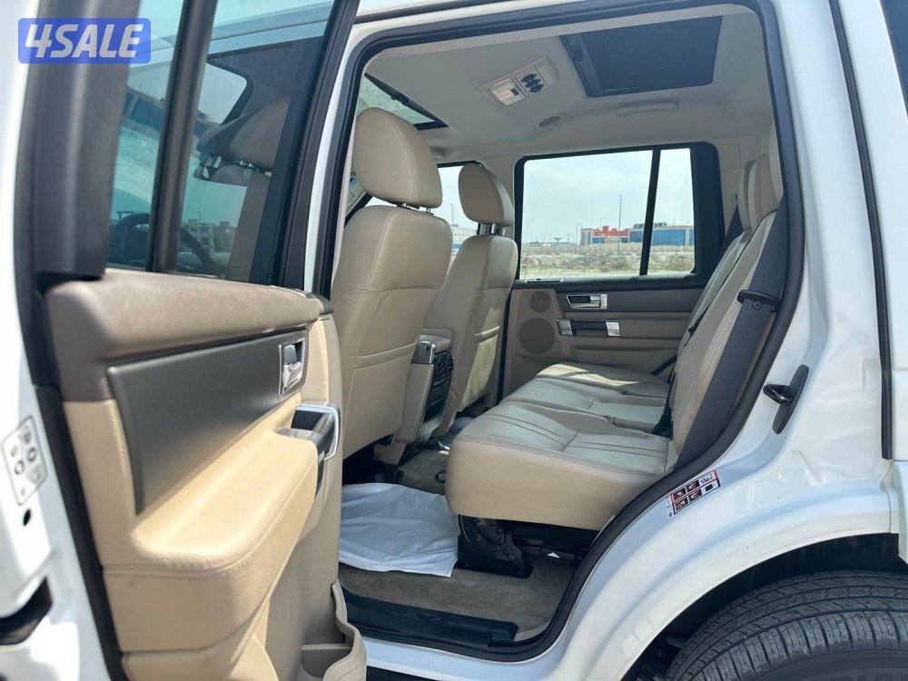 لاندروفر ديسكفري LR4 HSE  ٢٠١٤ بحالة ممتازة7