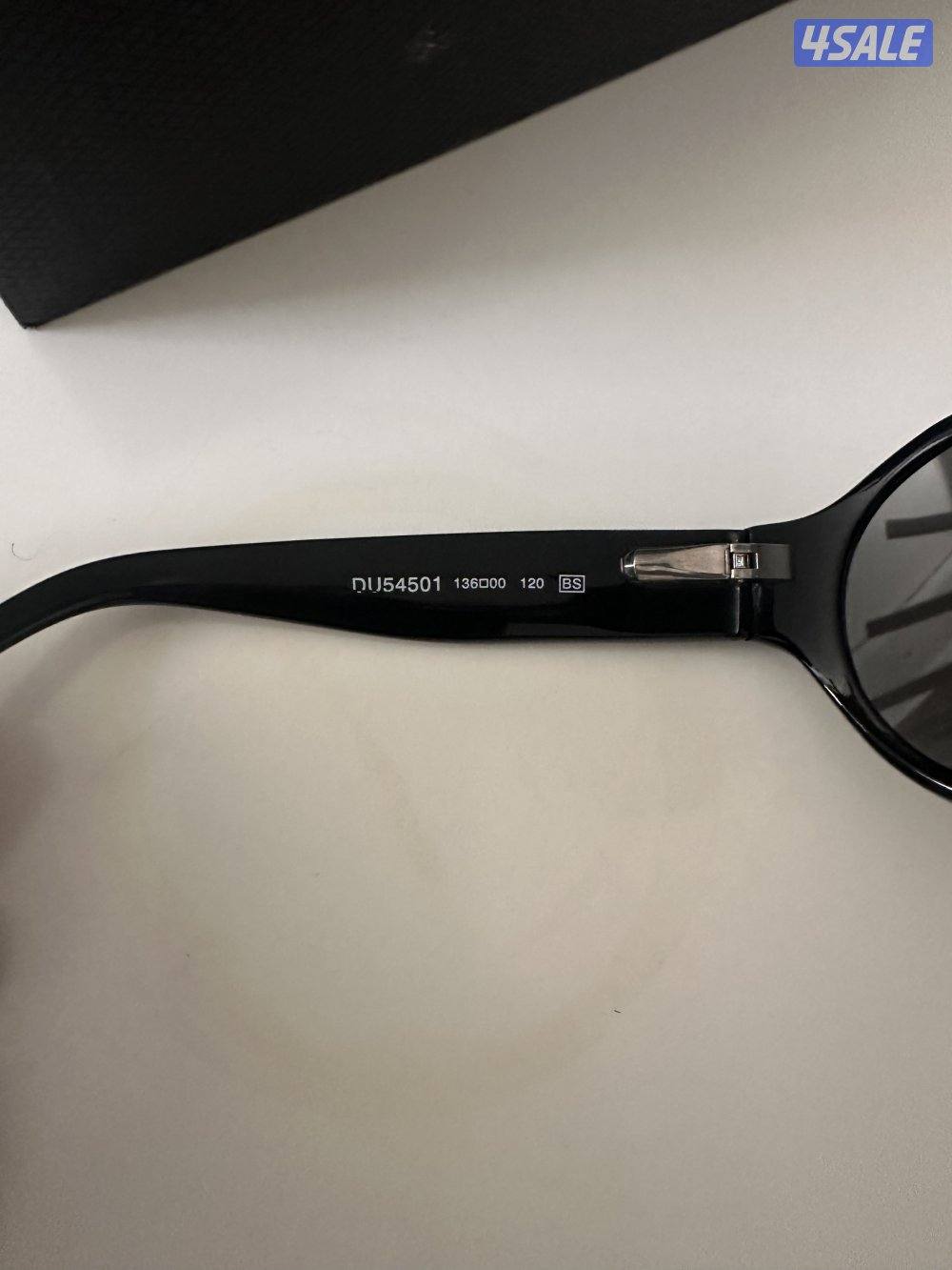 للبيع نظاره شمسيه اصليه دنهل مستعمله نظيفه جداً2