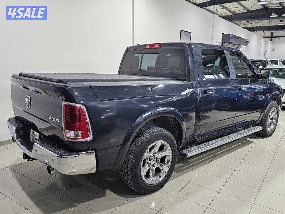 RAM 1500 Laramie2