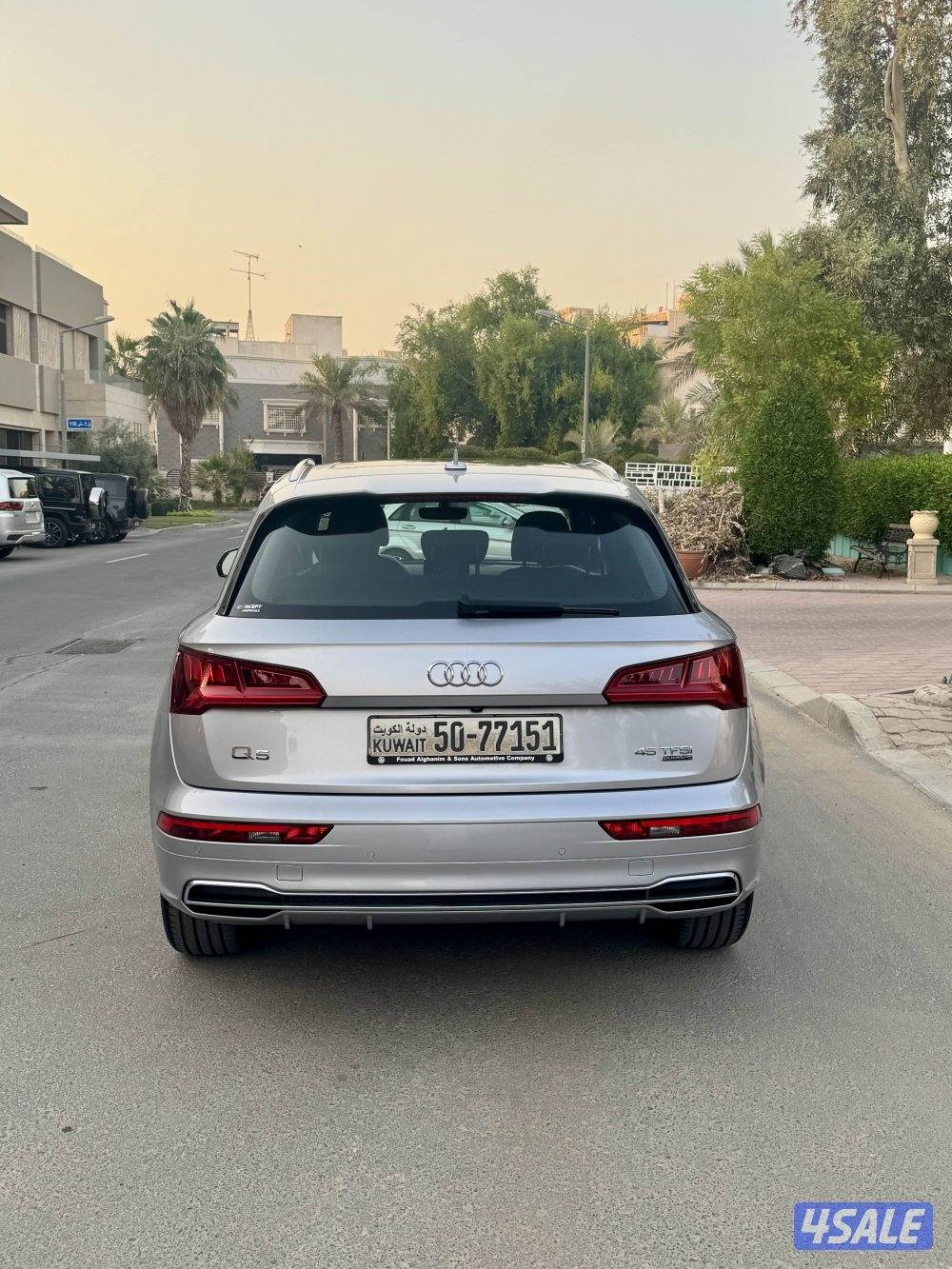 فنطيس للبيع جيب اودي Q5موديل 2019 سرفيس وكاله3