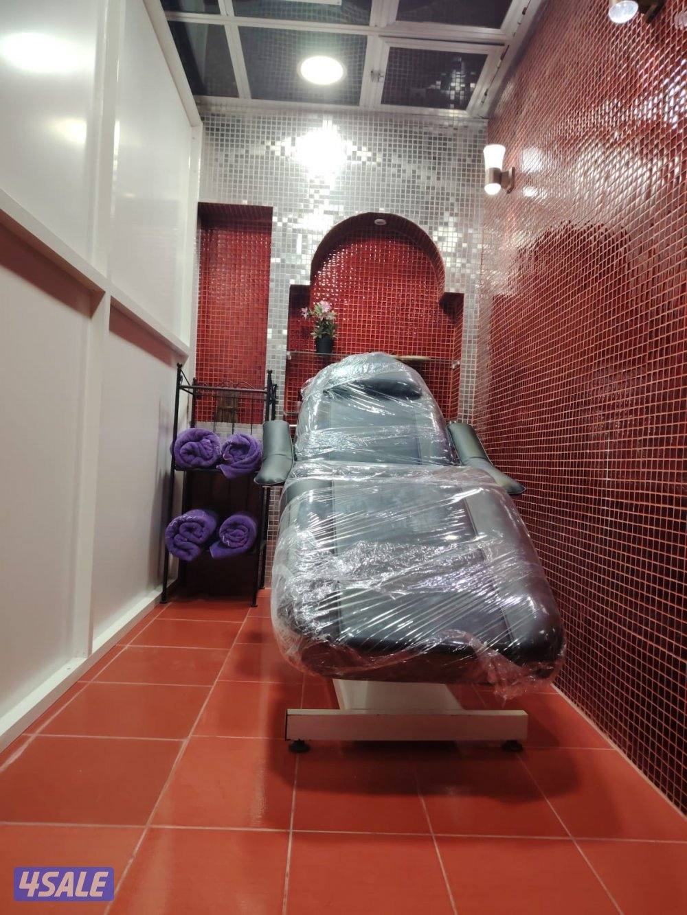 للبيع صالون نسائي +رخصة7