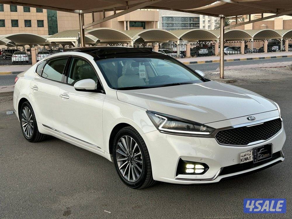 كيا كادينزا - بانوراما - بحالة الوكالة - موديل 2019 - عداد 125 الف0