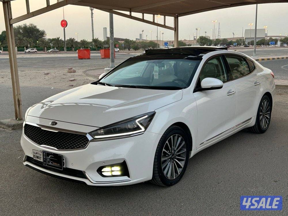 كيا كادينزا - بانوراما - بحالة الوكالة - موديل 2019 - عداد 125 الف2
