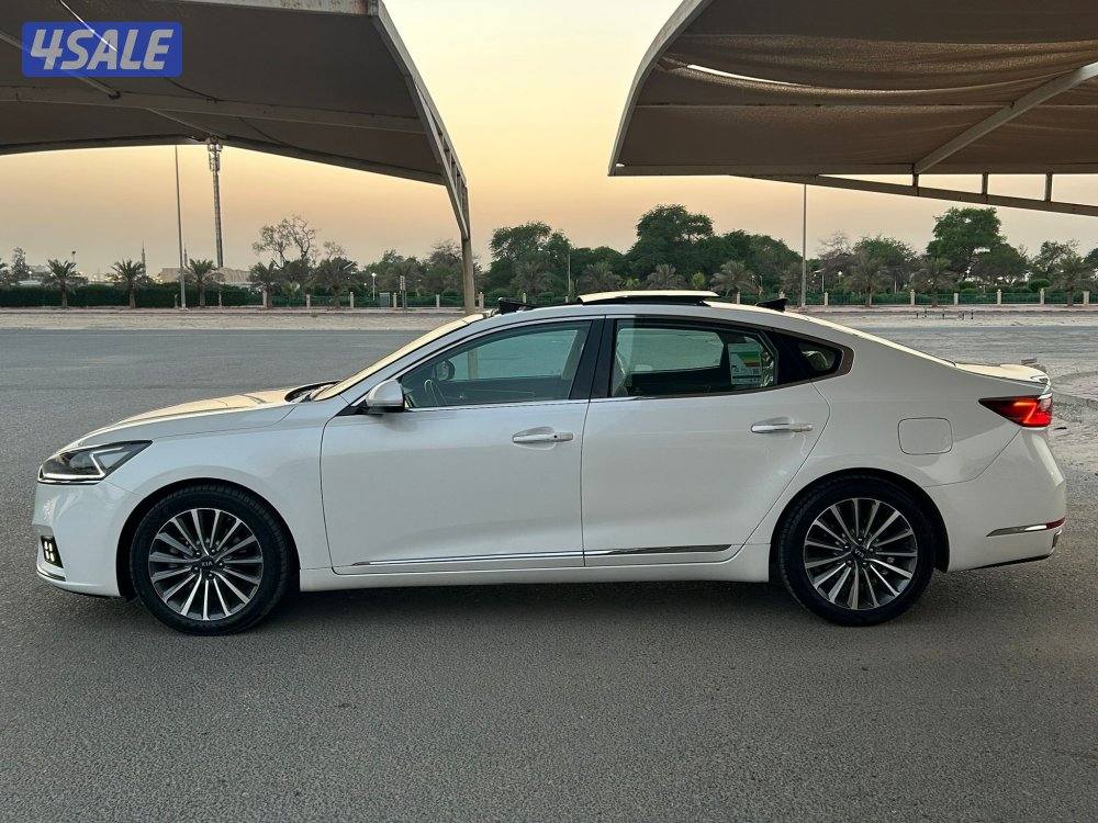 كيا كادينزا - بانوراما - بحالة الوكالة - موديل 2019 - عداد 125 الف3