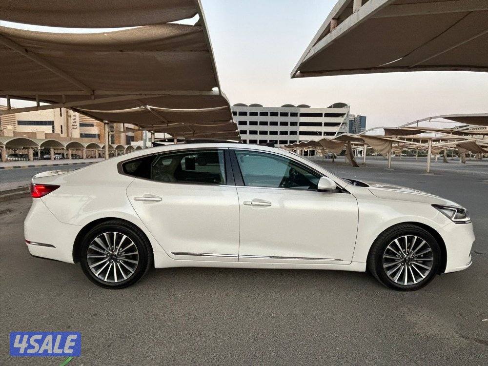 كيا كادينزا - بانوراما - بحالة الوكالة - موديل 2019 - عداد 125 الف4