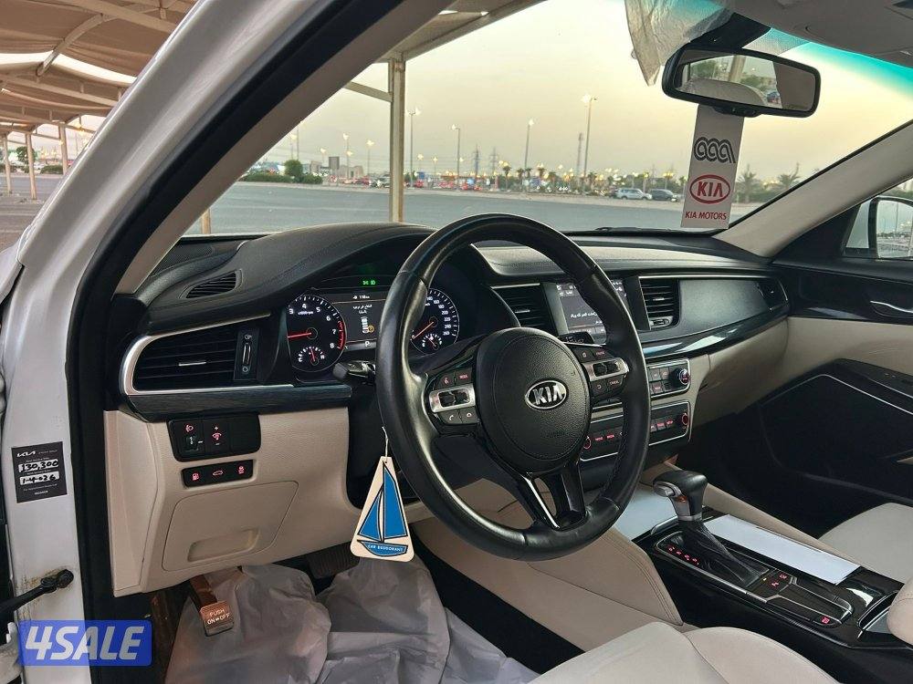 كيا كادينزا - بانوراما - بحالة الوكالة - موديل 2019 - عداد 125 الف7