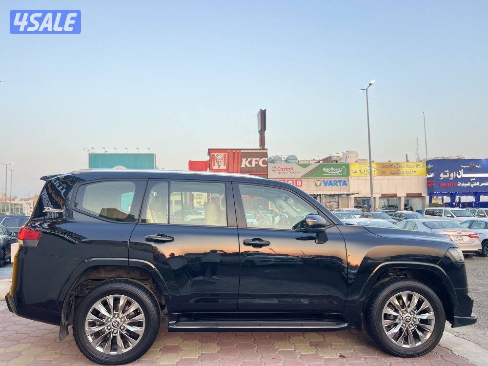 لاند كروزر 2022 ايرو إس صبغ الوكالة3