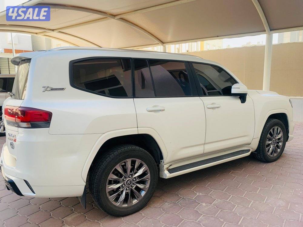 للبيع لاند كروزر GX.R توين تربو موديل 2022 كامل المواصفات ماشي 1300008