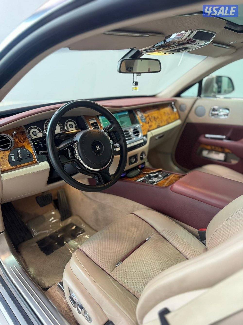 للبيع رولزرويس ريث موديل 201411