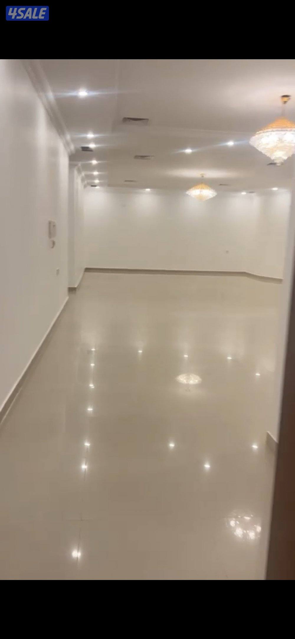 للإيجار دور أرضي حطين 3 غرف مساحات واسعة1