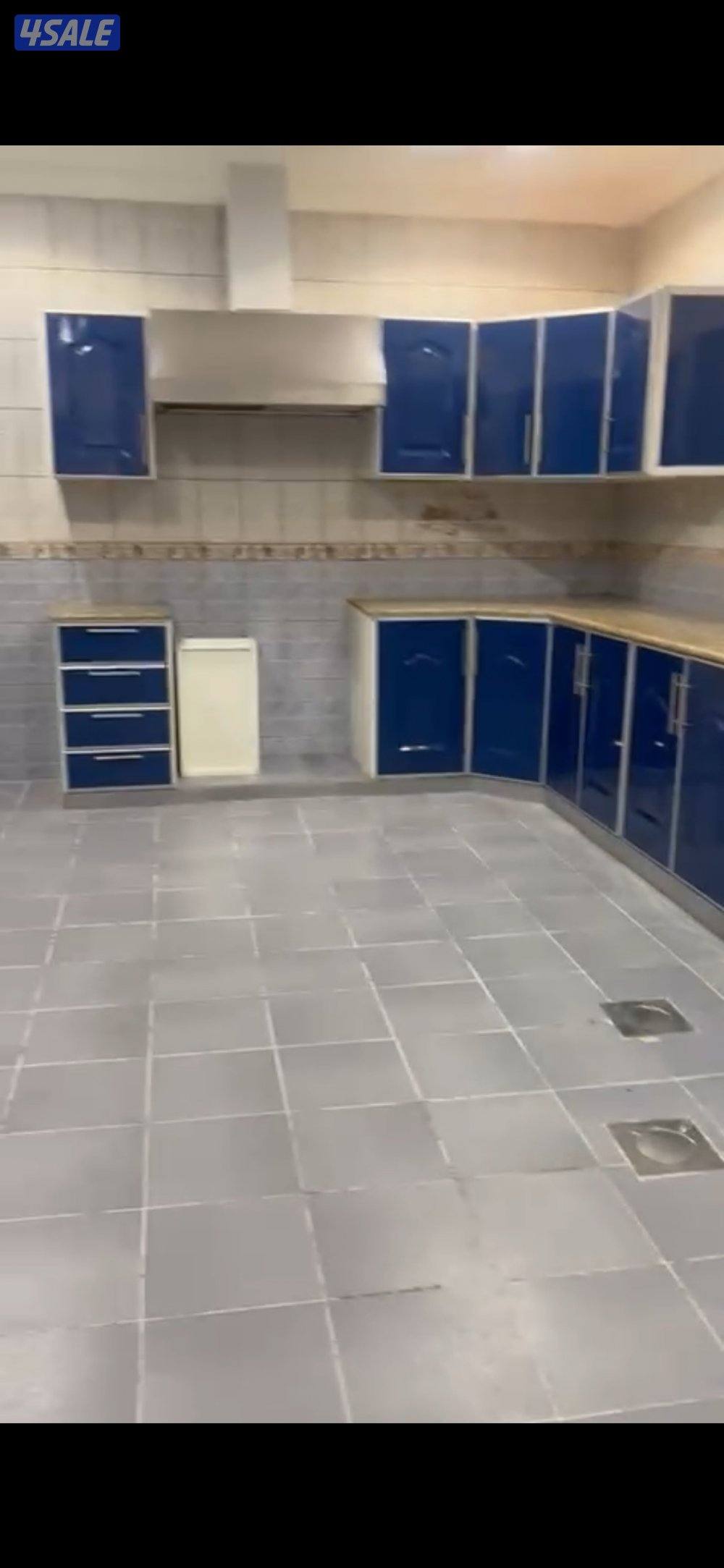 للإيجار دور أرضي حطين 3 غرف مساحات واسعة10