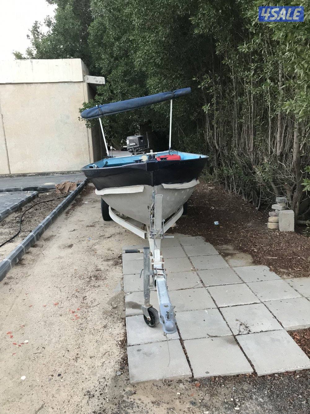 للبيع طراد 16 قدم امريكي مكينه 30 حصان ديهاتسو مع شراع عربانه دفتر1