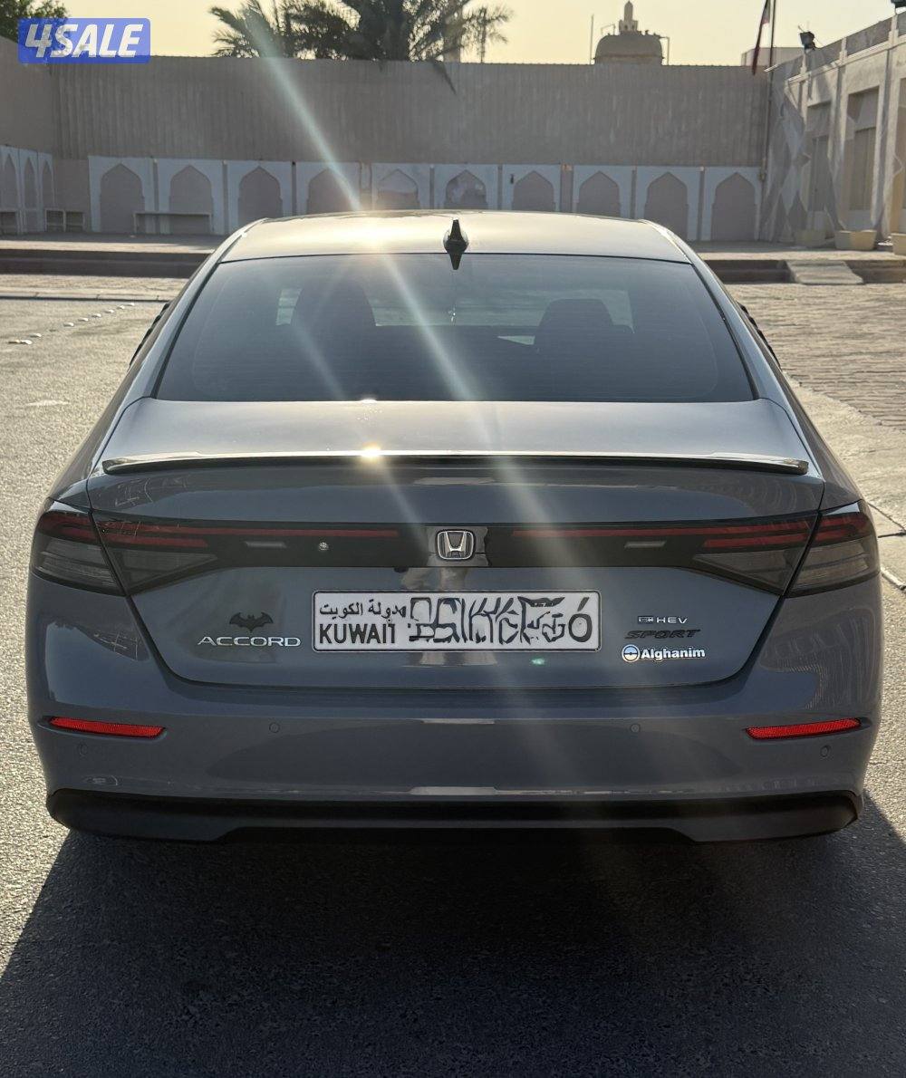 هوندا أكورد سبورت هايبرد فئة البيريميوم اعلى فئة3