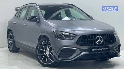 Mercedes-Benz GLA0