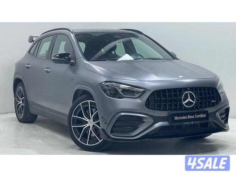 Mercedes-Benz GLA1
