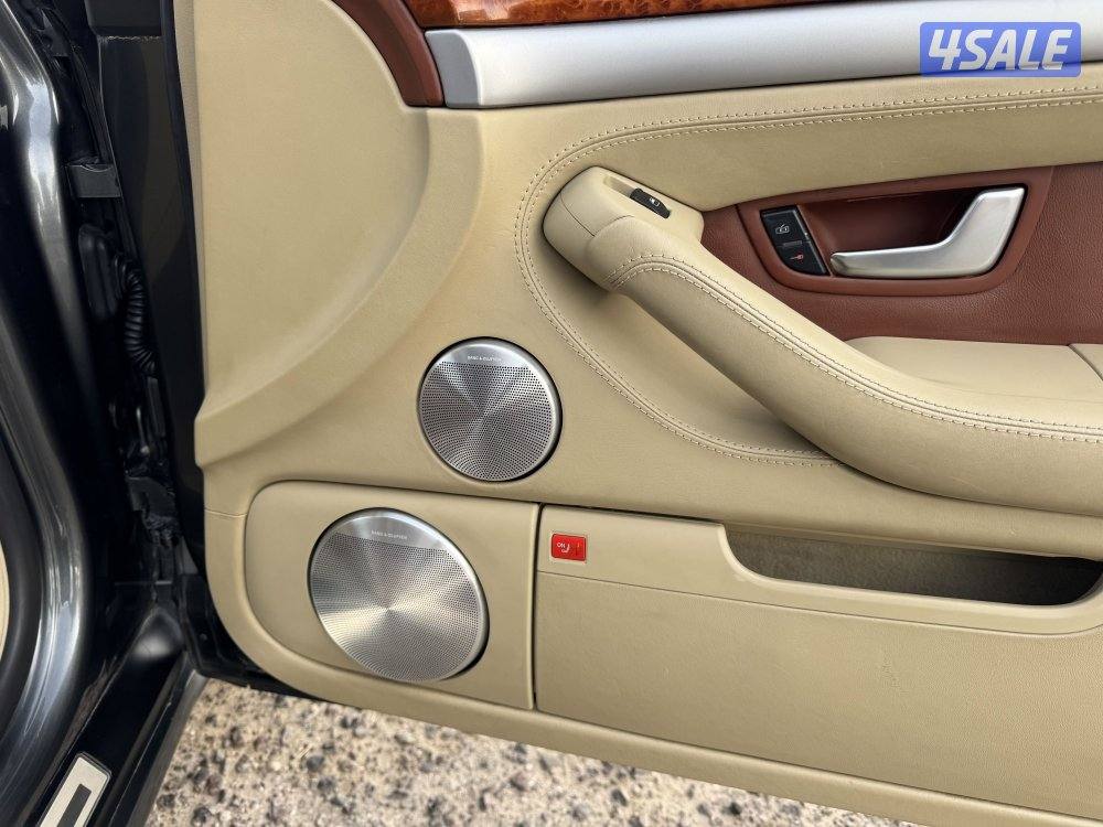 Audi A8 exclusive 2007 ماشي 109 الف5