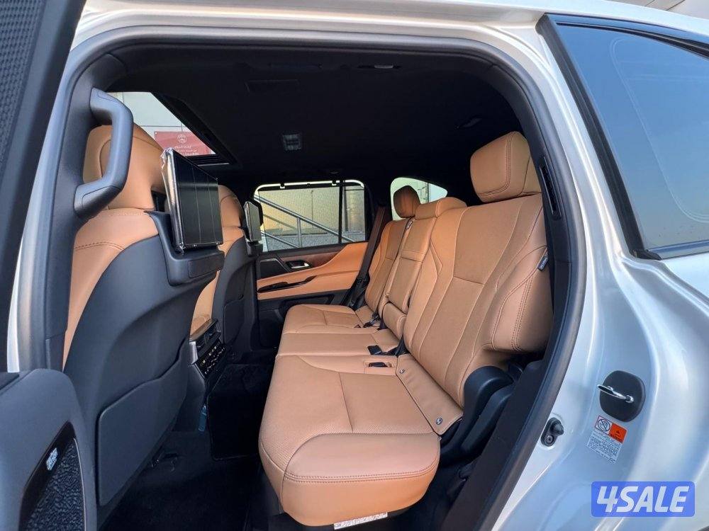 للبيع جيب لكزس LX700n موديل 202512