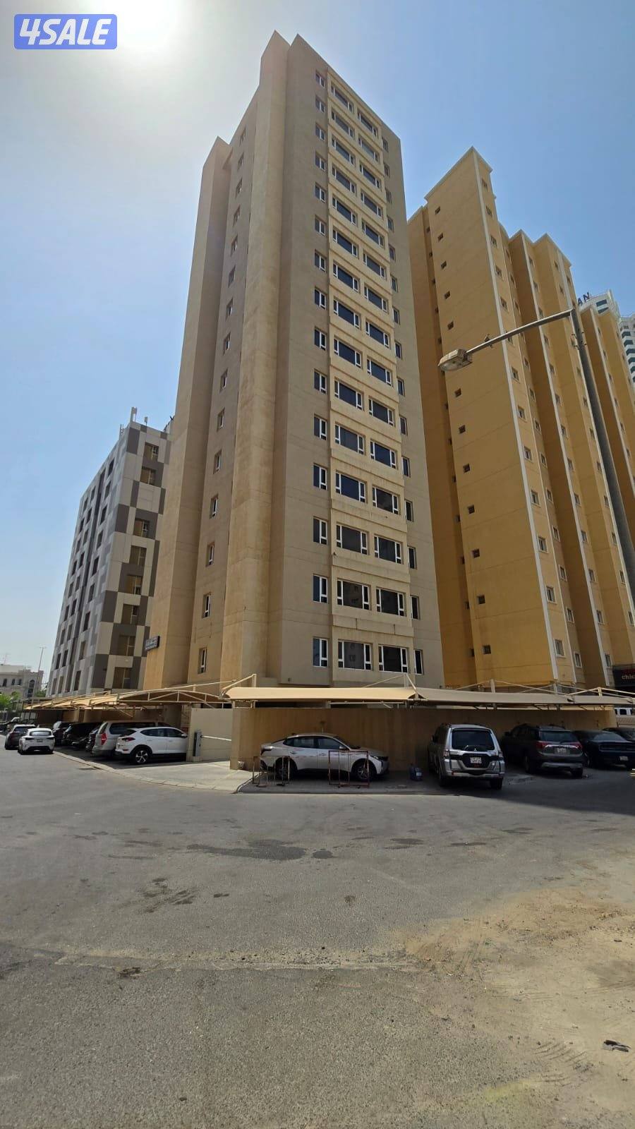 شقة للايجار بالشعب قطعه ٨ الشارع الذهبي0