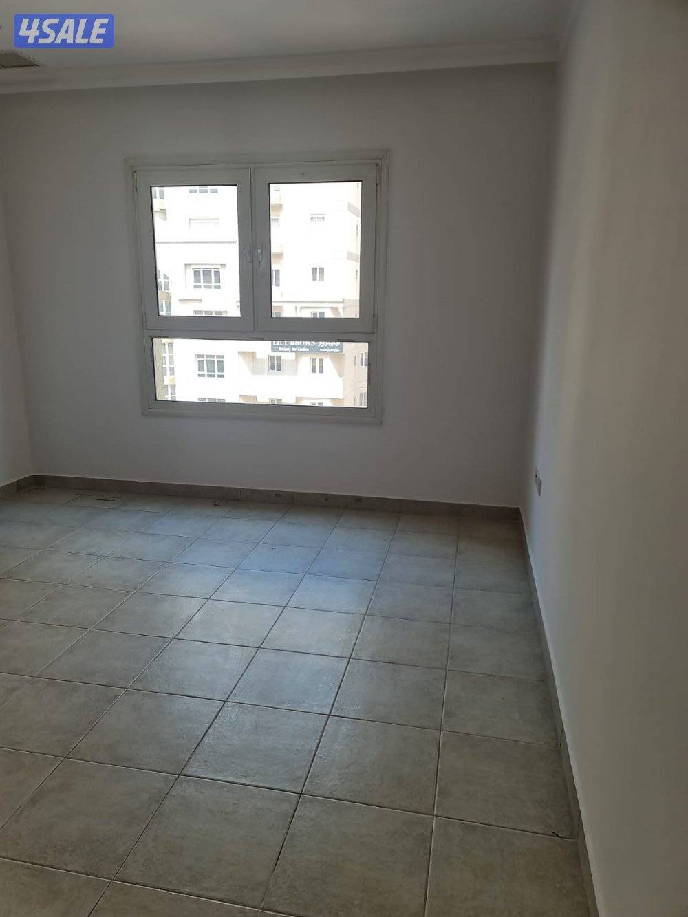 شقة للايجار بالشعب قطعه ٨ الشارع الذهبي11