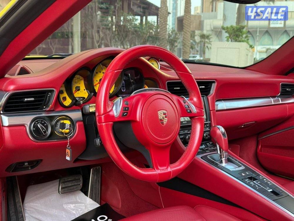 بورشه كاريراTARGA4 موديل2015 عداد80الف وارد بهبهاني سيرفس منتظم7